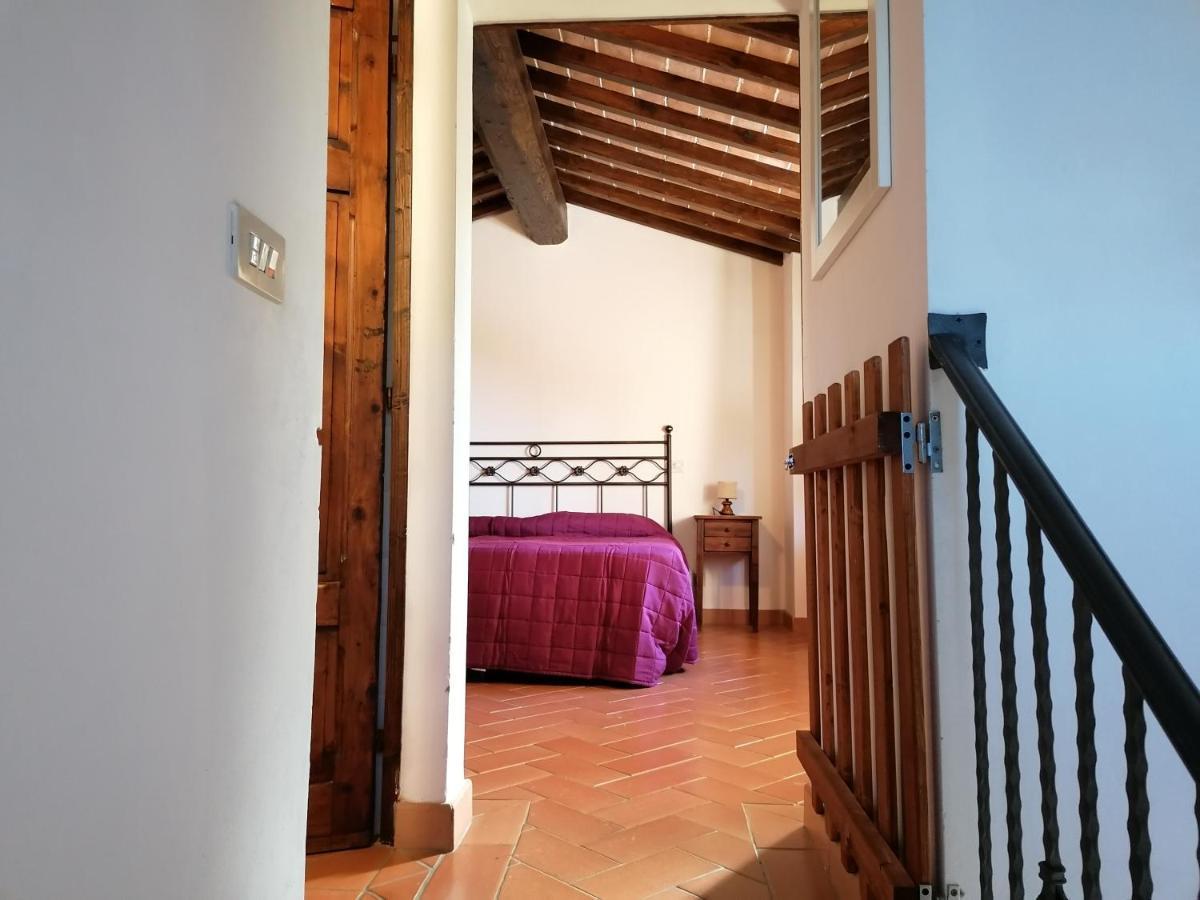 La Capannina Apartment Volterra Luaran gambar