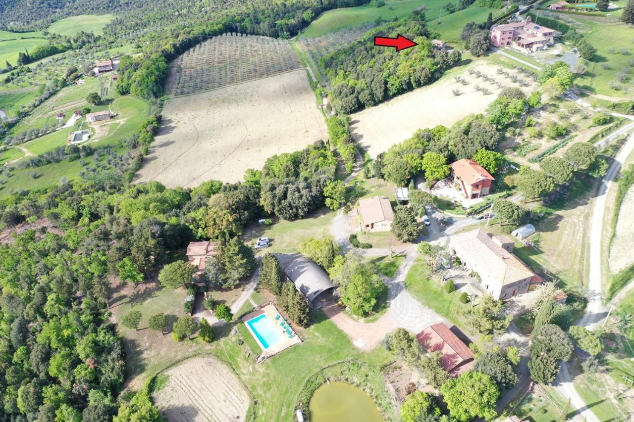 La Capannina Apartment Volterra Luaran gambar